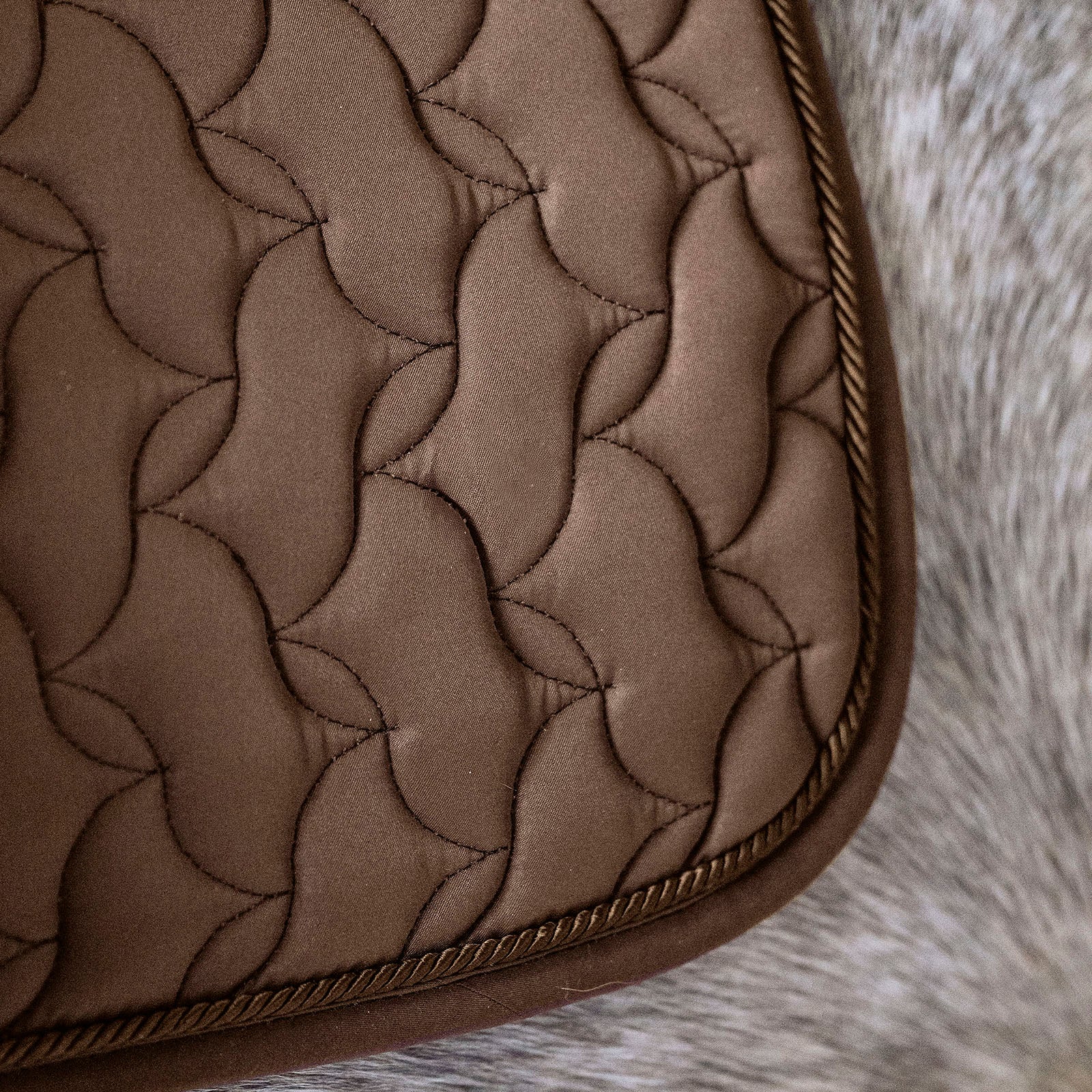 EQUEST Schabracke Macro Fabulous mit Kordel