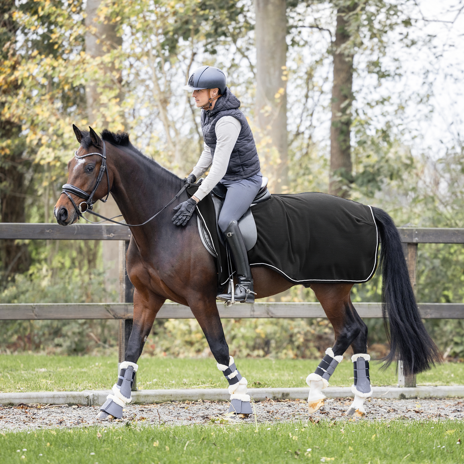Couverture EQUEST Alpha Fleece Active + Cordon