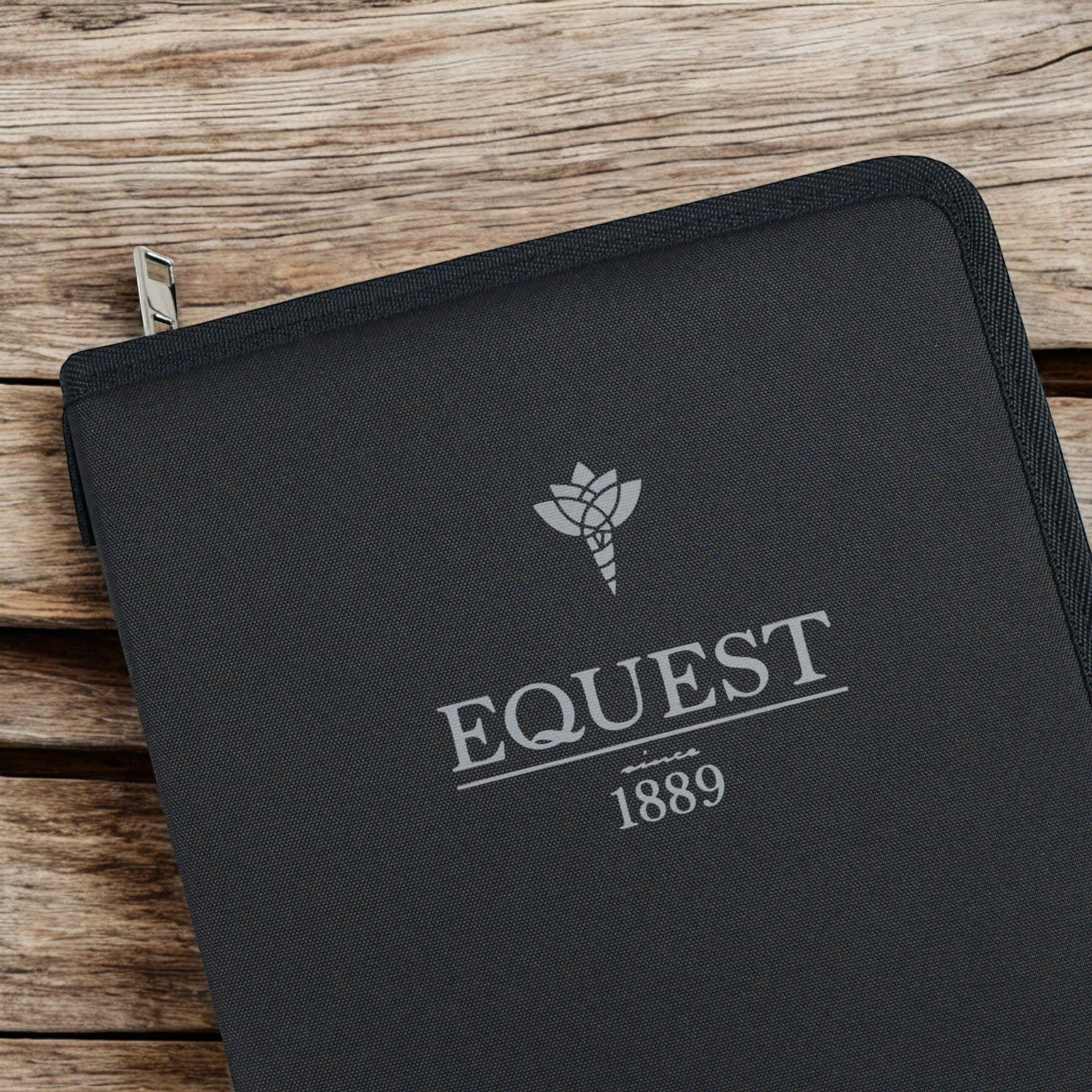 EQUEST Equidenpassmappe