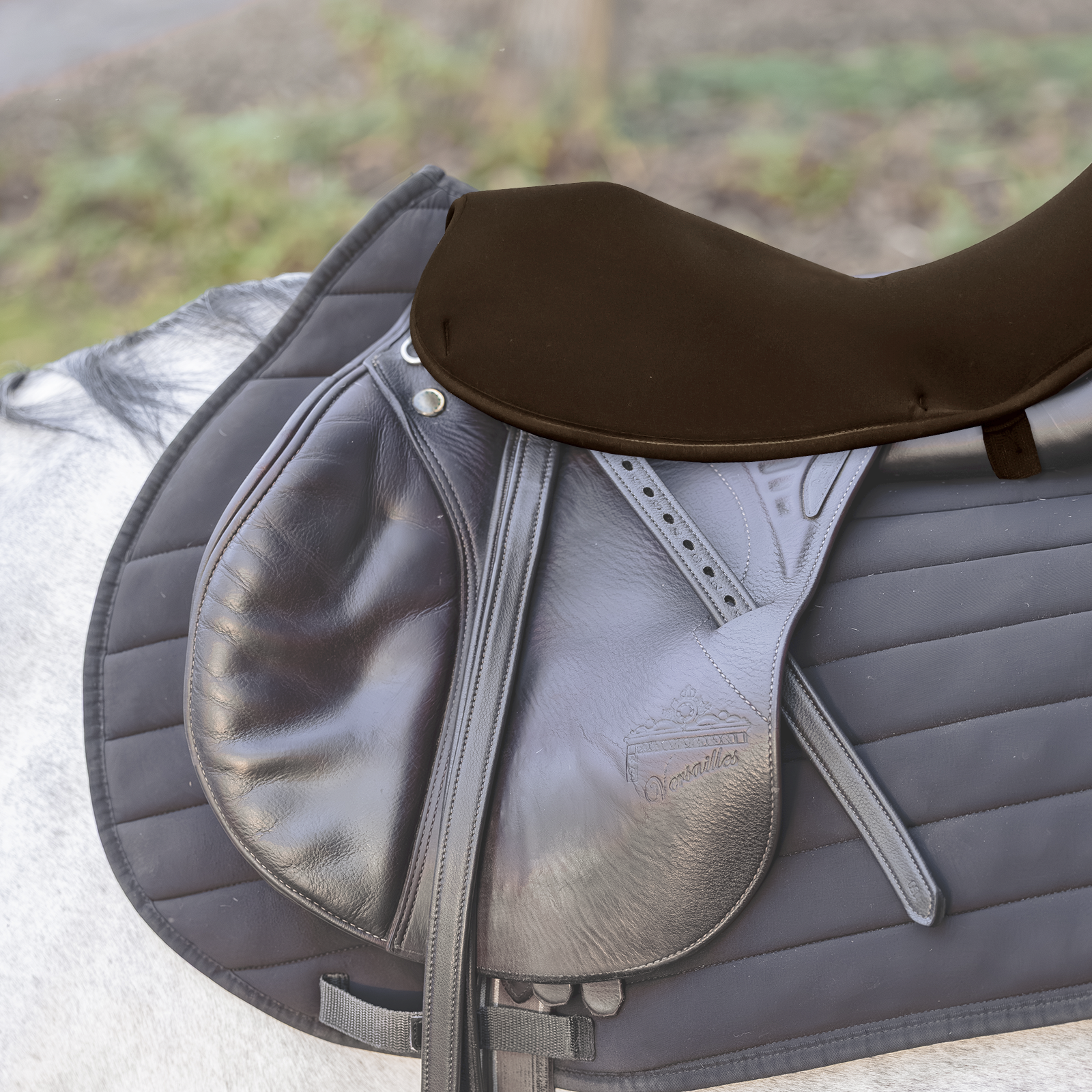 EQUEST Sattelbezug Neopren